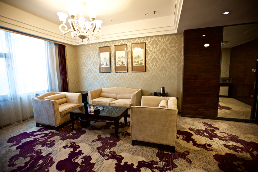 商務(wù)套房 商務(wù)套房